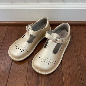 L’Amour T-strap Stitched Mary Jane, size 12, color champagne